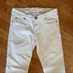 Katy Boyfriend White Jeans Kut from the Cloth